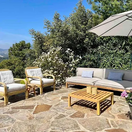 48, Sea View And Swimming Pool *