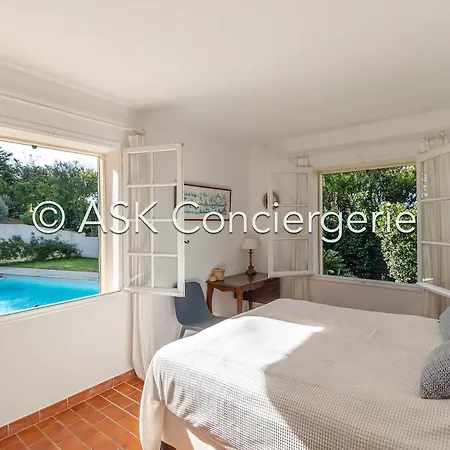 48, Sea View And Swimming Pool